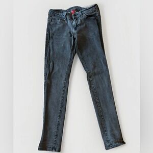 Uniqlo Women's Skinny Jean - Dark Gray/Black